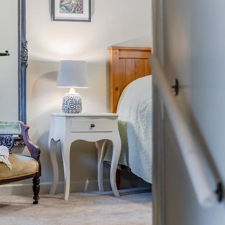 Cotswold Way Cottage Страуд Екстер'єр фото