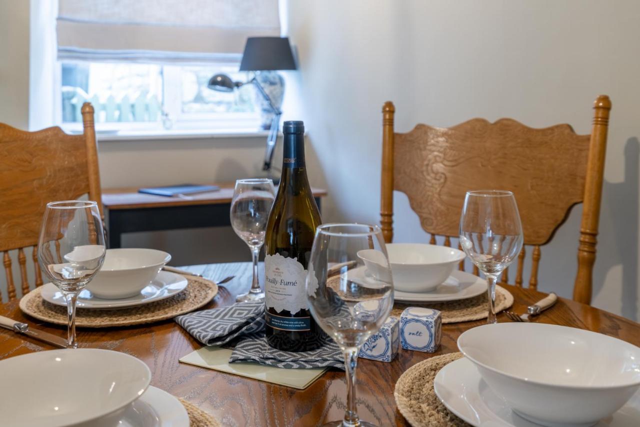 Cotswold Way Cottage Страуд Екстер'єр фото