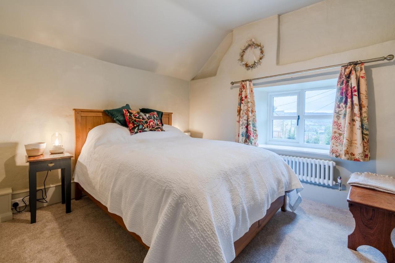 Cotswold Way Cottage Страуд Екстер'єр фото